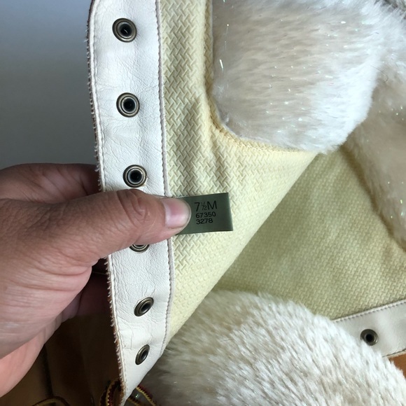 Timberland | Laceup Suede High Winter Boots - Picture 5 of 7